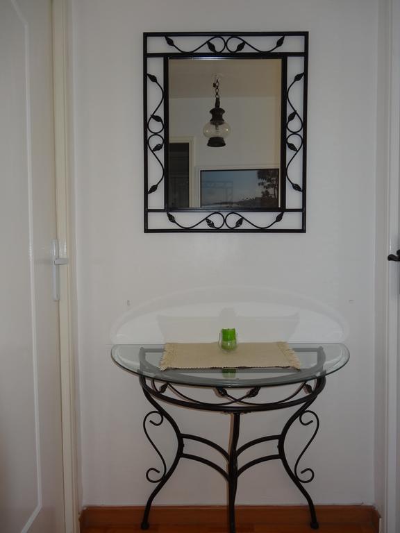 2 Bedroom Modern Apartment In Antibes With Sea View Room photo